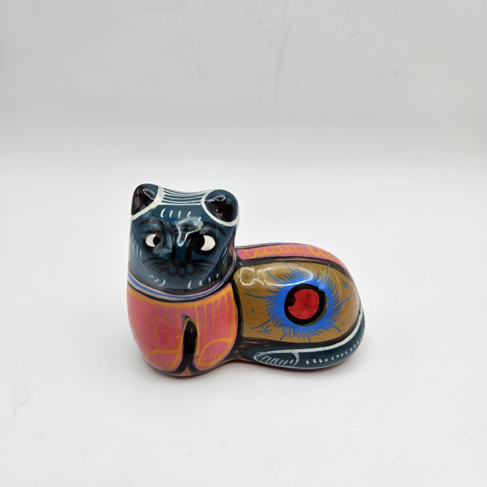 Mexican Talavera Pottery Cat Figurine Multicolor Glazed Folk Art 2"x4"x3"